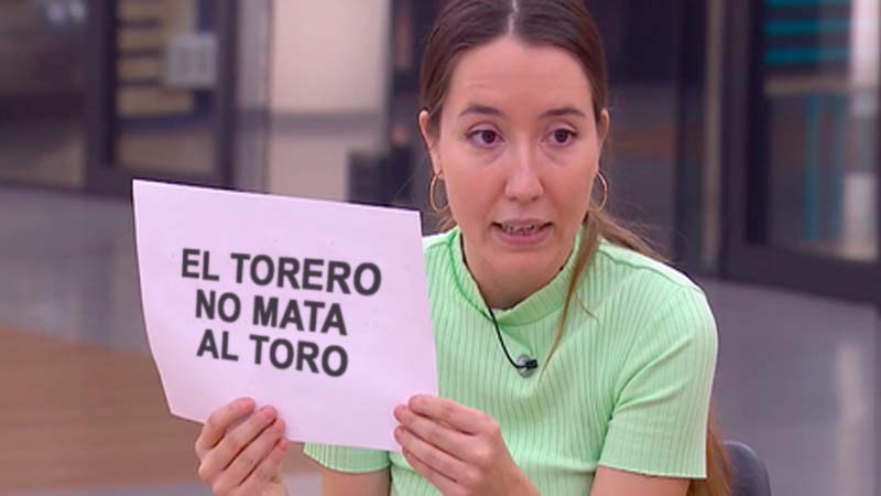 Una periodista vuelve a colar un mensaje pro-taurino en Operación Triunfo